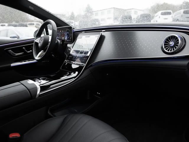 Mercedes-Benz EQE 300 Sedan