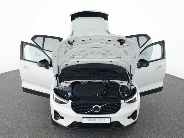 Volvo XC40 Dark Plus