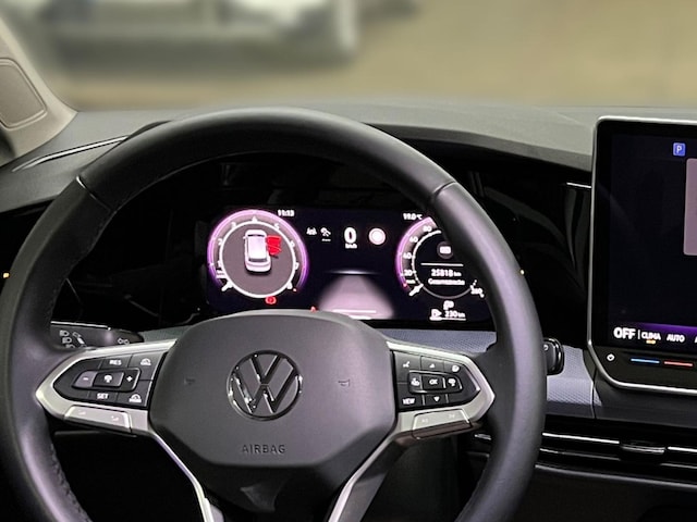 Volkswagen Golf 1.5 TSI Golf VIII