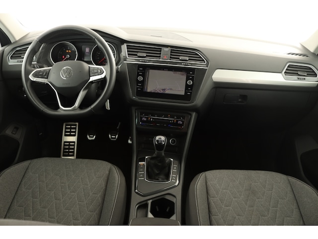 Volkswagen Tiguan 1.5 TSI Move LED KAMERA NAVI ACC PDC DAB APP LENKRADHZG ALU