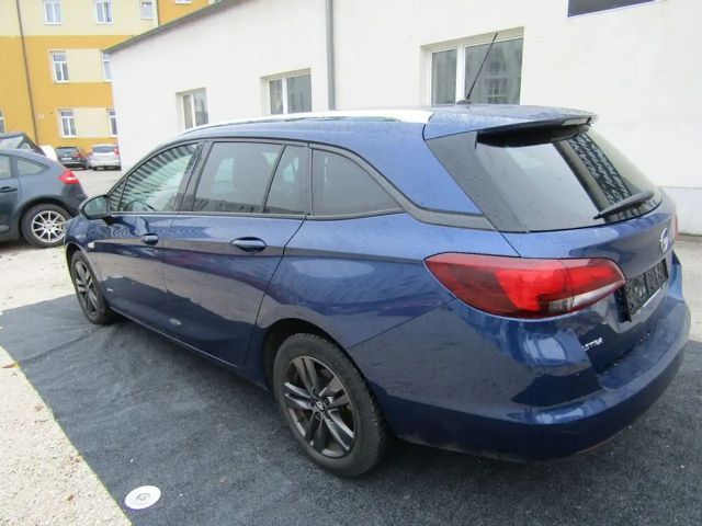 Opel Astra Edition