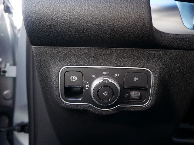 Mercedes-Benz GLB 200 GLB 200 d