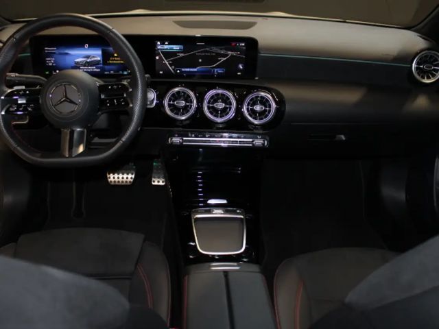 Mercedes-Benz A 200 AMG Line