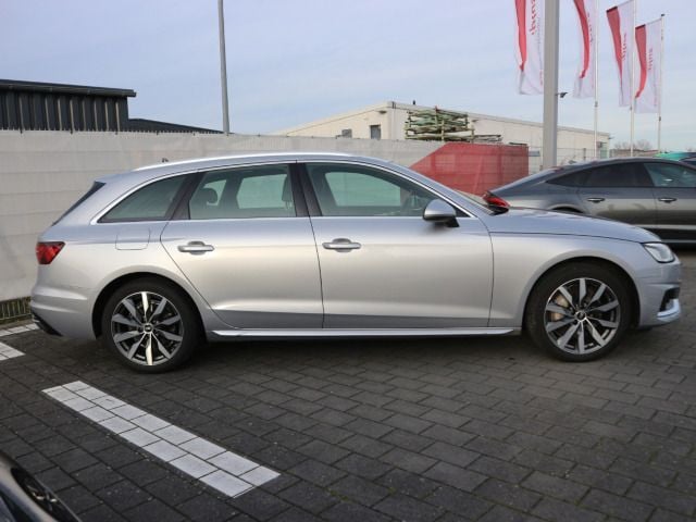 Audi A4 40 TFSI Avant Quattro S-Tronic