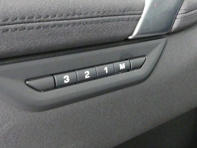 Land Rover Discovery Sport P300e SE