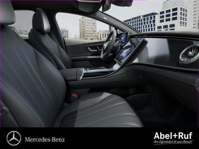 Mercedes-Benz EQE 300 AMG Line Sedan