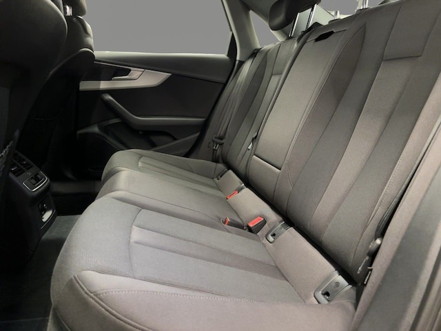 Audi A4 40 TDI S-Tronic Sedan