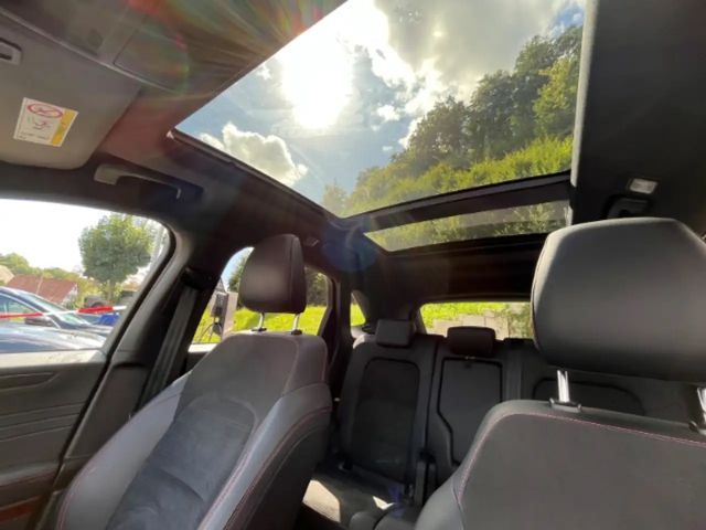 Ford Kuga Plug in Hybrid ST Line X