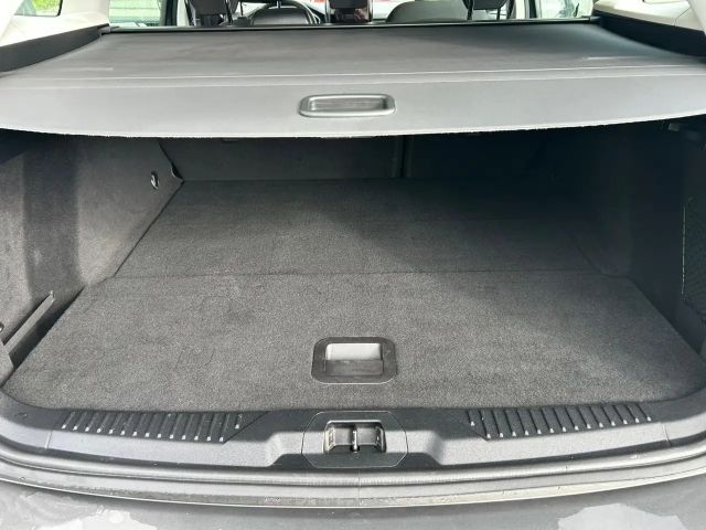 Ford Focus Cool & Connect Wagon