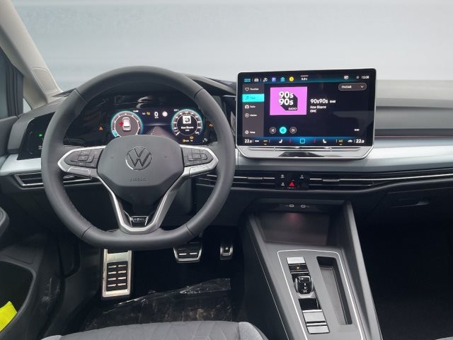 Volkswagen Golf 1.5 eTSI DSG Golf VIII