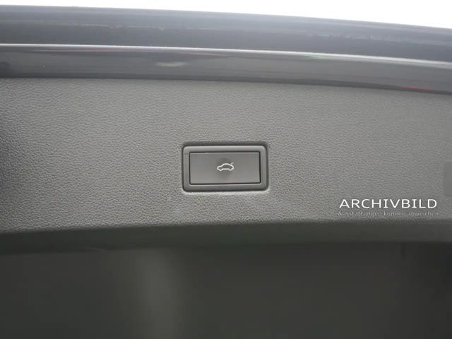 Volkswagen T-Roc R PANO MATRIX AHK AKRAPOVIC LEDER ACC N