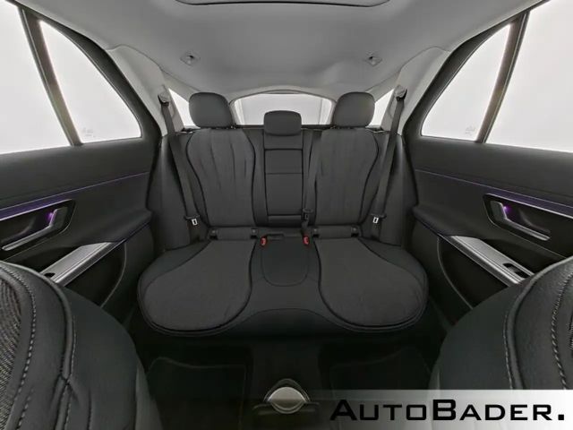 Mercedes-Benz E 220 AVANTGARDE E 220 d Estate