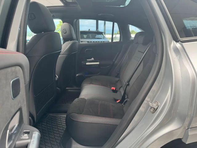 Mercedes-Benz EQA 300 4MATIC AMG Line