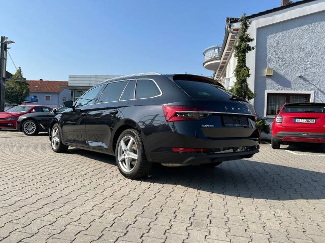 Skoda Superb 2.0 TDI Combi Style Style
