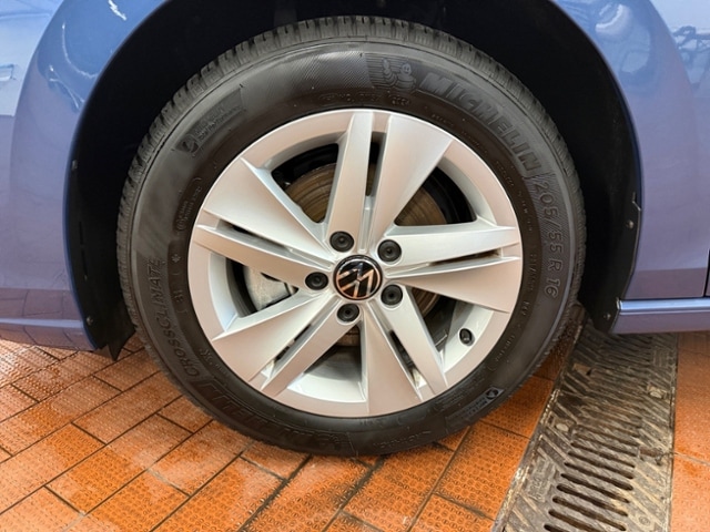 Volkswagen Golf 1.5 TSI Golf VIII