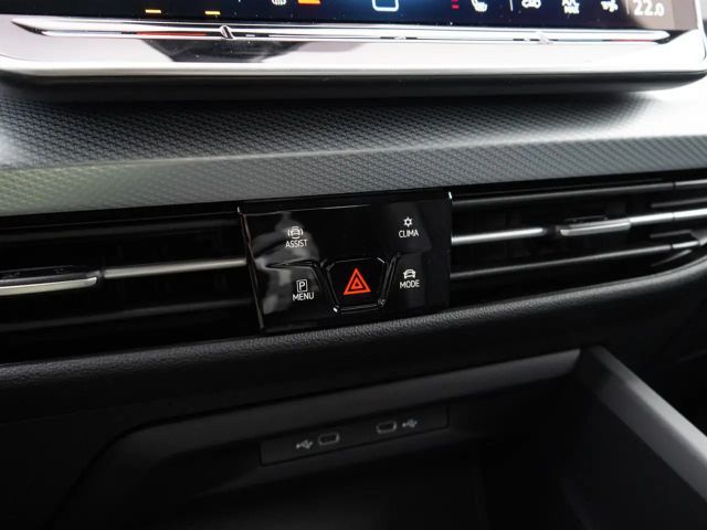 Volkswagen Golf 1.5 eTSI Golf VIII