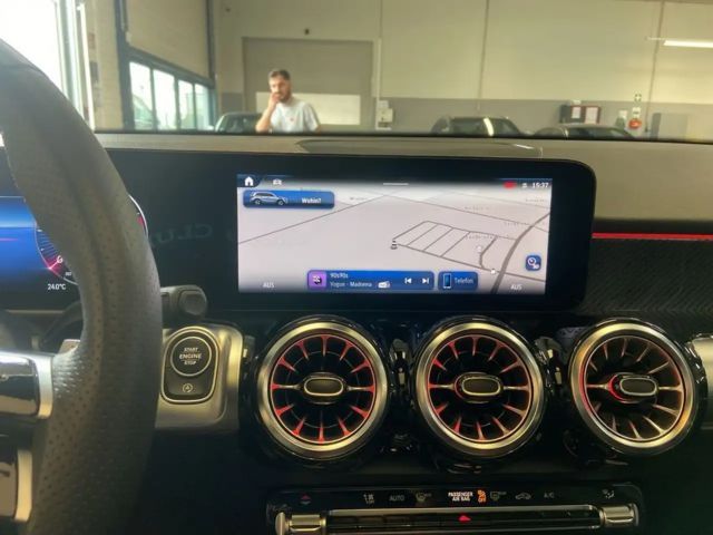 Mercedes-Benz GLB 200 GLB