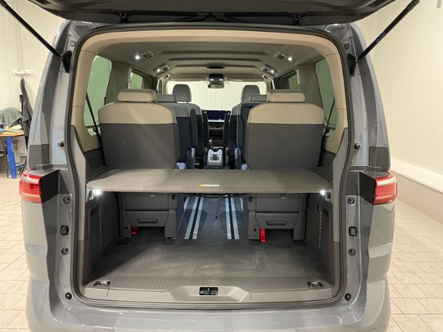 Volkswagen Multivan 2.0 TDI DSG IQ.Drive Lang T7