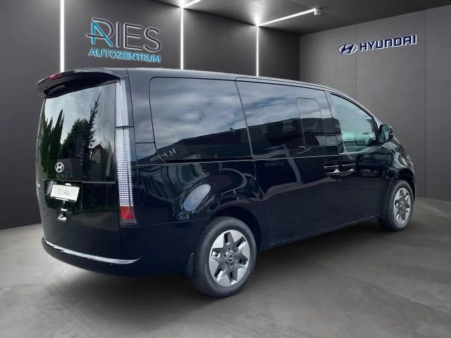 Hyundai Staria Prime
