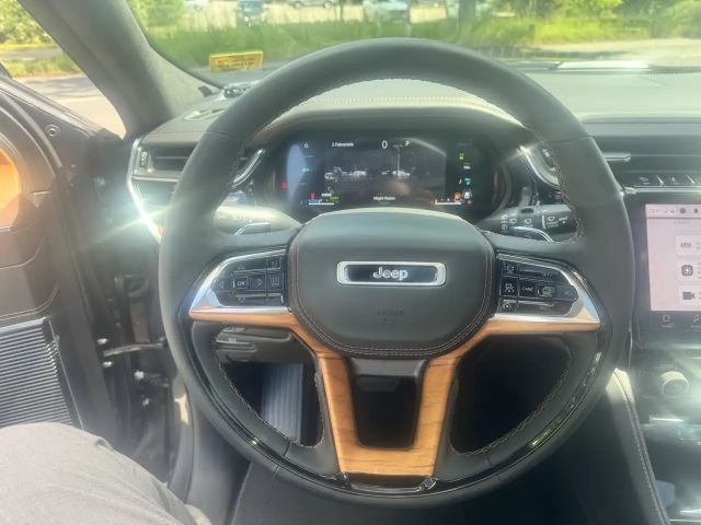 Jeep Grand Cherokee Hybrid Summit