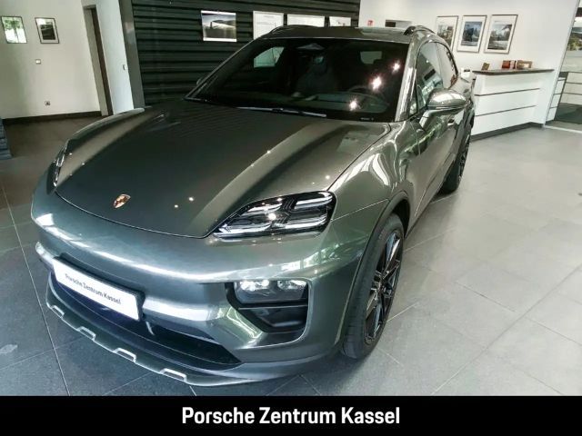 Porsche Macan 4
