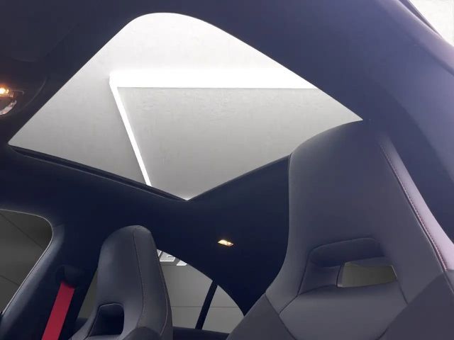 Mercedes-Benz CLA 35 AMG AMG Line Coupé