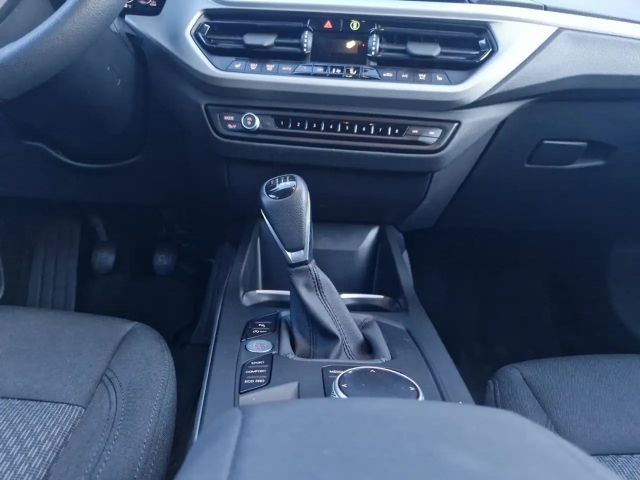 BMW 118 118i Advantage pakket Sedan