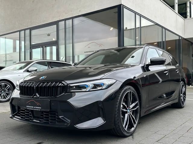 BMW 330 330d M-Sport Touring xDrive