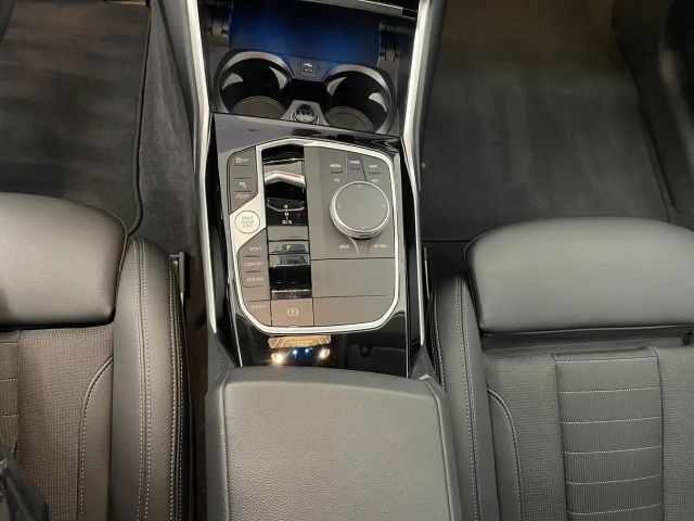 BMW 320 320i Touring