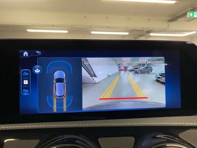 Mercedes-Benz A 180 AMG Line