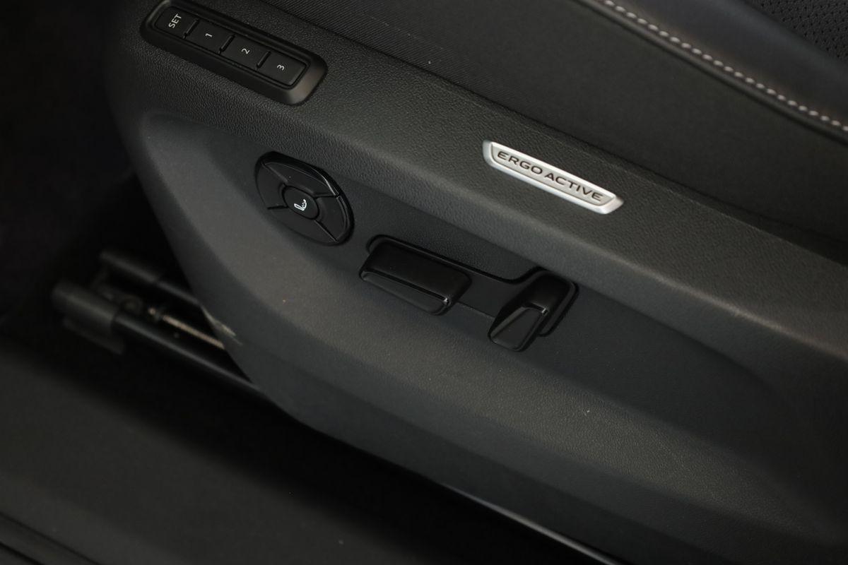 Volkswagen Tiguan 2.0 TSI DSG IQ.Drive R-Line