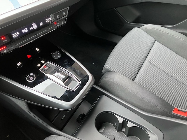 Audi Q4 e-tron SUV 45 e-tron Audi Q4 e-tron