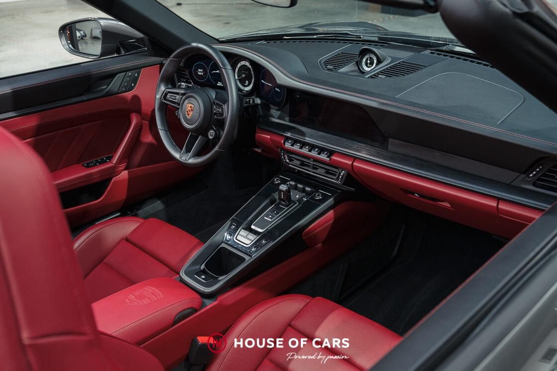 Porsche 911 4 992 Cabriolet Carrera GTS