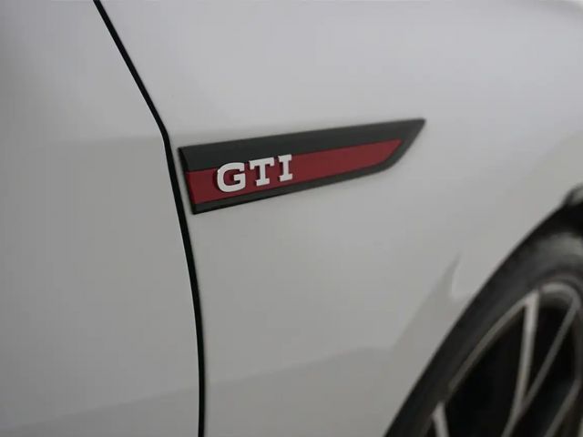 Volkswagen Golf 2.0 TSI DSG GTI