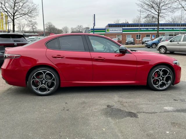 Alfa Romeo Giulia Q4