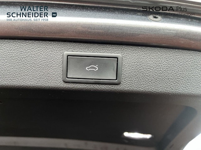 Skoda Superb 2.0 TDI Combi