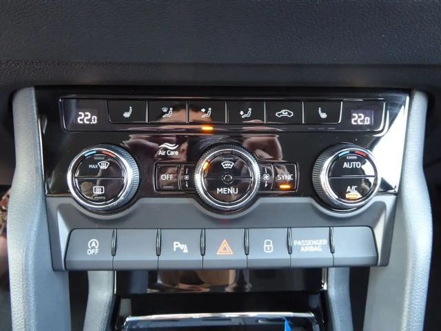 Skoda Karoq 2,0 TDI DSG *KAMERA*SHZ*KEYLESS*