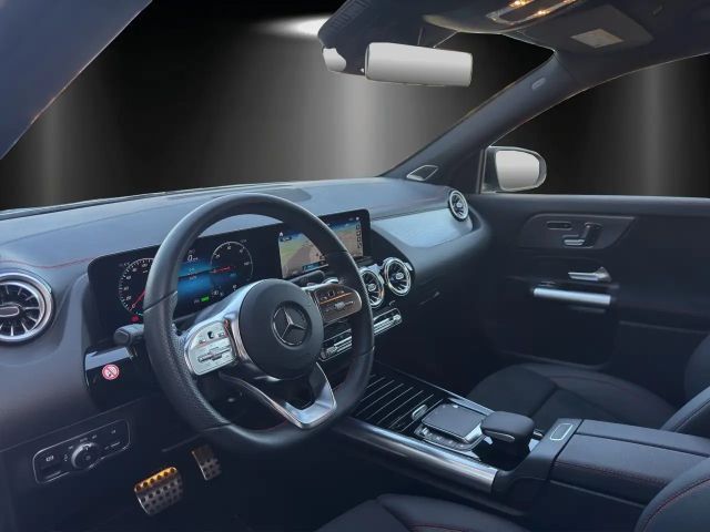 Mercedes-Benz EQA 350 4MATIC AMG Line