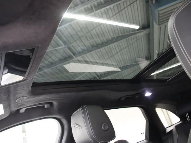 Jaguar F-Pace AWD D300 R-Dynamic