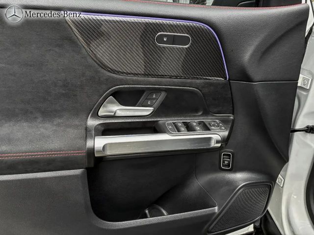 Mercedes-Benz GLB 200 AMG Line