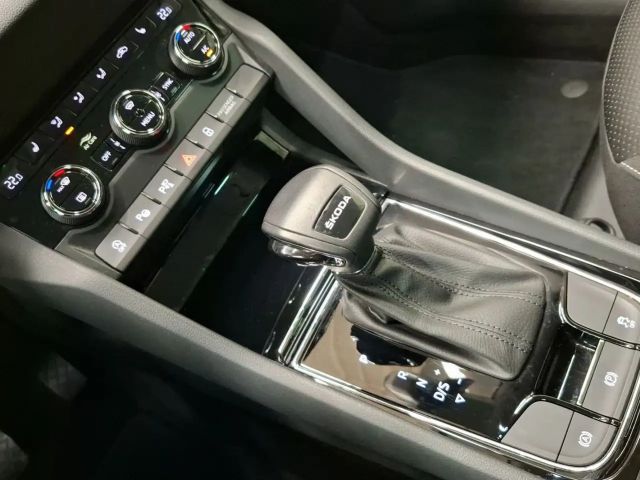 Skoda Karoq 1.5 TSI Tour