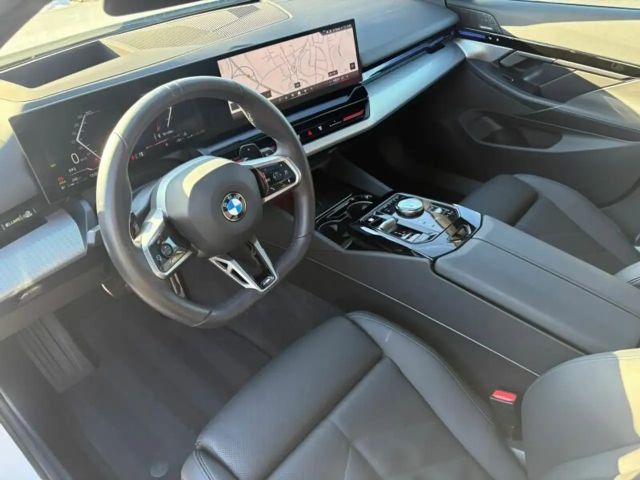 BMW 520 520d M-Sport Touring