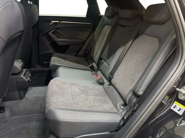 Audi Q3 35 TFSI S-Line