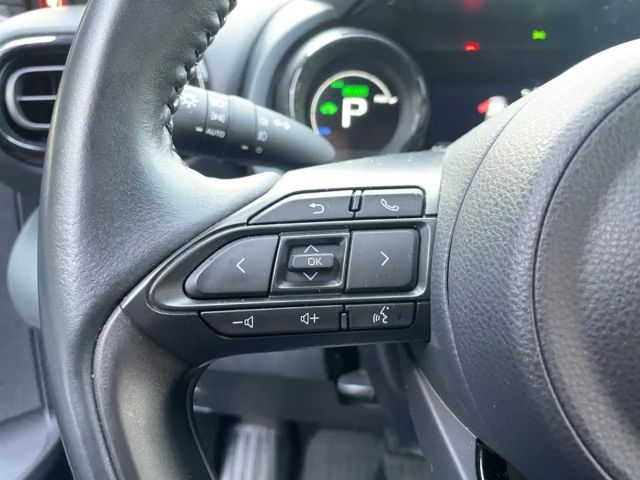 Toyota Yaris Hatchback Hybride Style