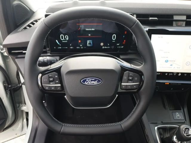 Ford Puma EcoBoost Titanium