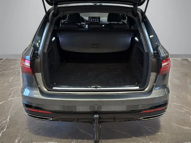 Audi A4 35 TFSI Competition S-Line S-Tronic