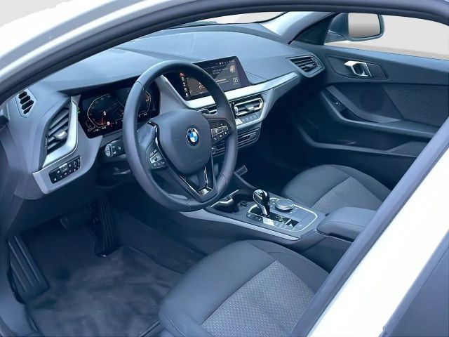 BMW 118 118d Sedan
