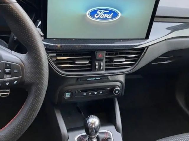 Ford Focus ST Line