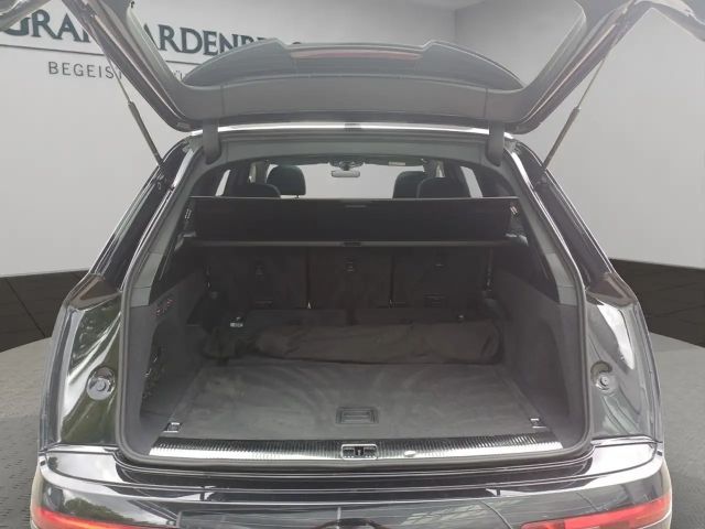 Audi Q7 50 TDI Quattro S-Line