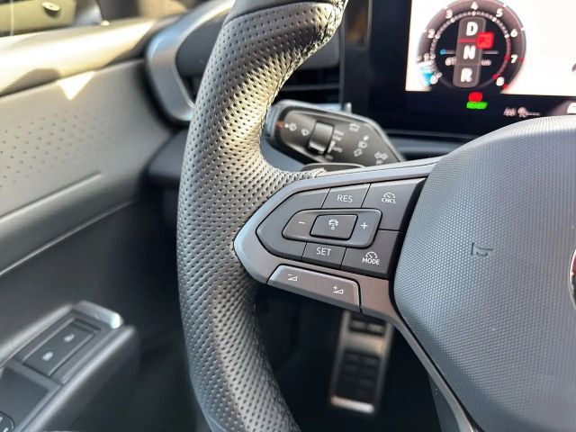 Volkswagen T-Roc 1.5 eTSI R-Line